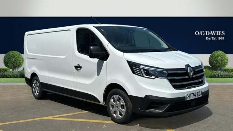 2025 Renault Trafic LL30 Blue dCi 130 Advance [Safety] Van PANEL VAN DIESEL Manual