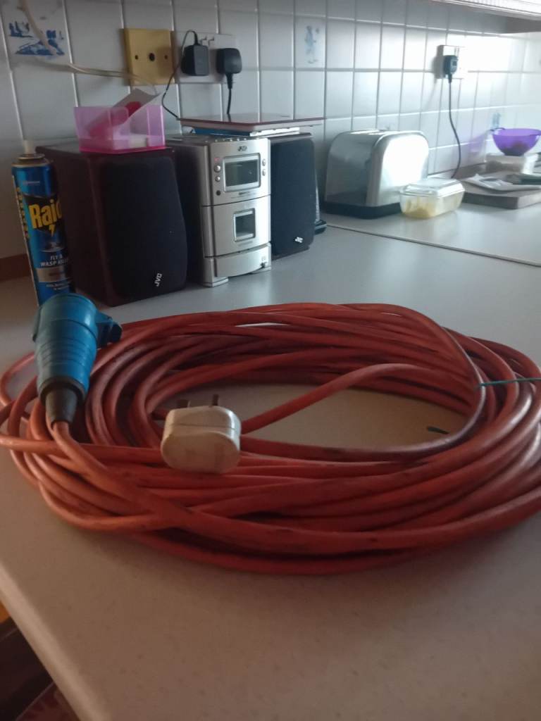 Extension cable hook up