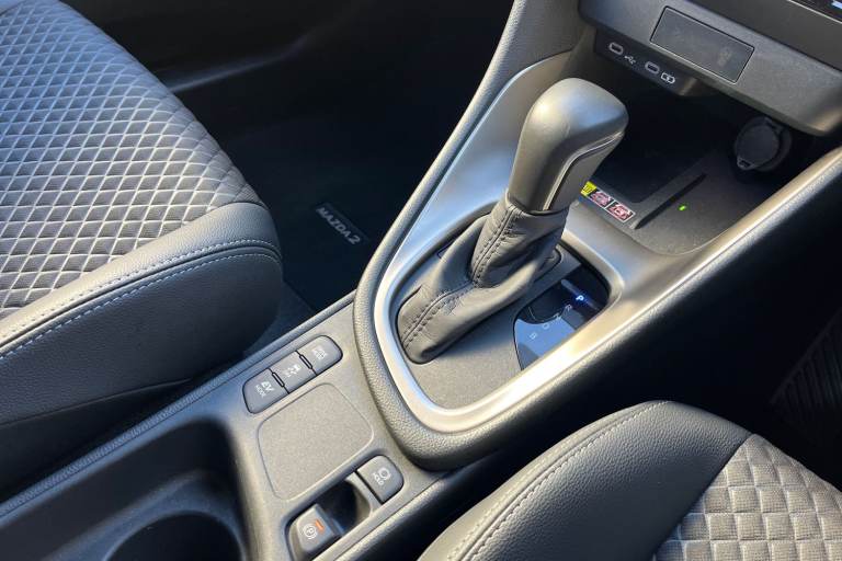 2024 Mazda Mazda2 HYBRID 104518 Hatchback Hybrid Automatic