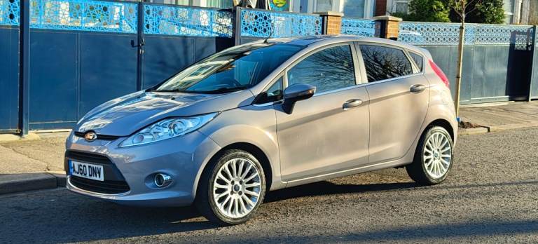 Ford Fiesta 2011 titanium 1.6petrol new mot perfect car