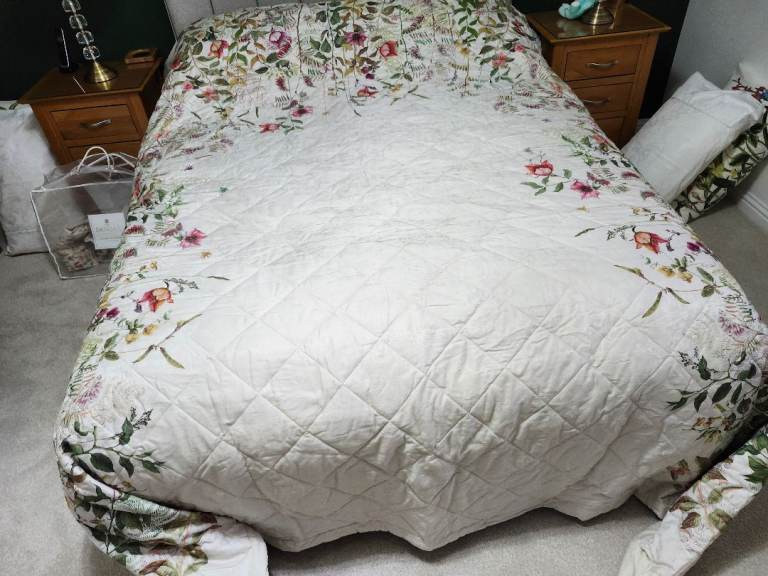 Dorma superking comforter