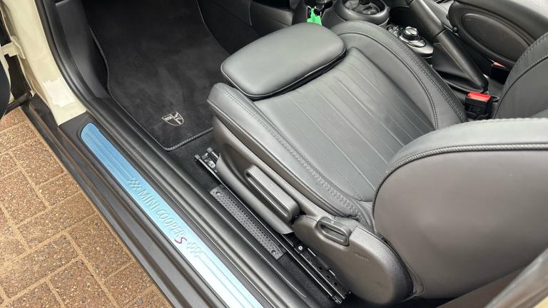 2022 MINI Hatch 2.0 Cooper S Exclusive 3dr Auto Petrol Hatchback Hatchback Petrol Automatic