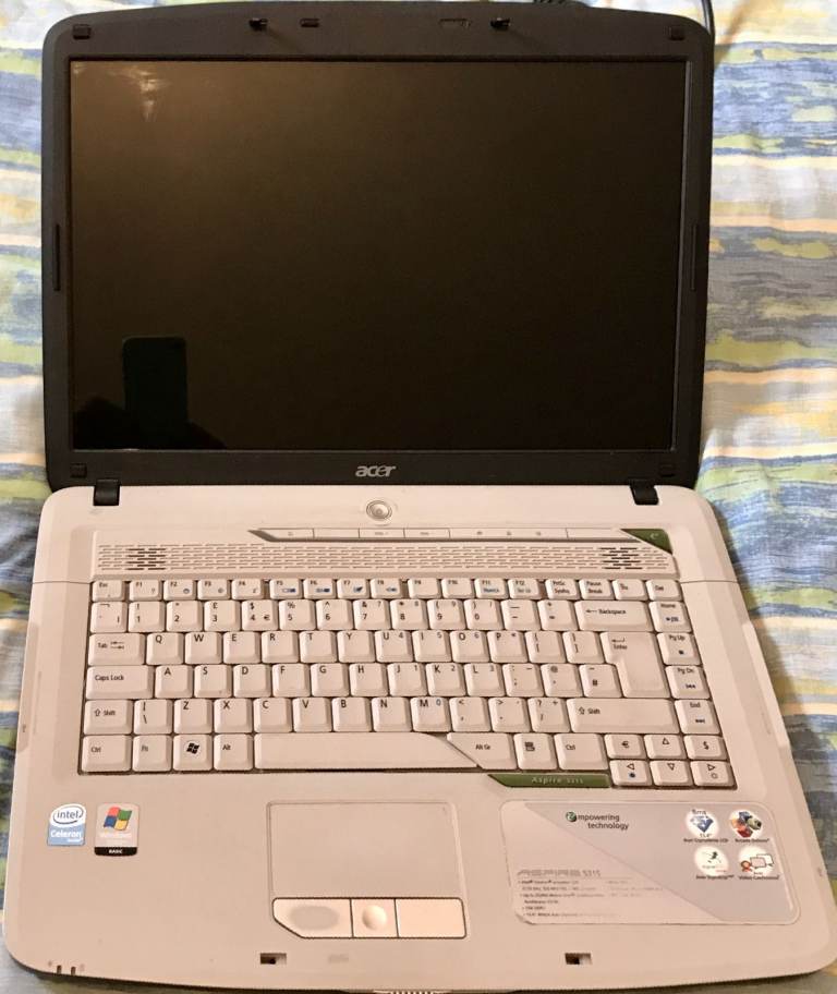 Acer Aspire 5315 - 3GB - 1.73GHz Celeron - 15.4" - 64GB - Windows 10 - Charger