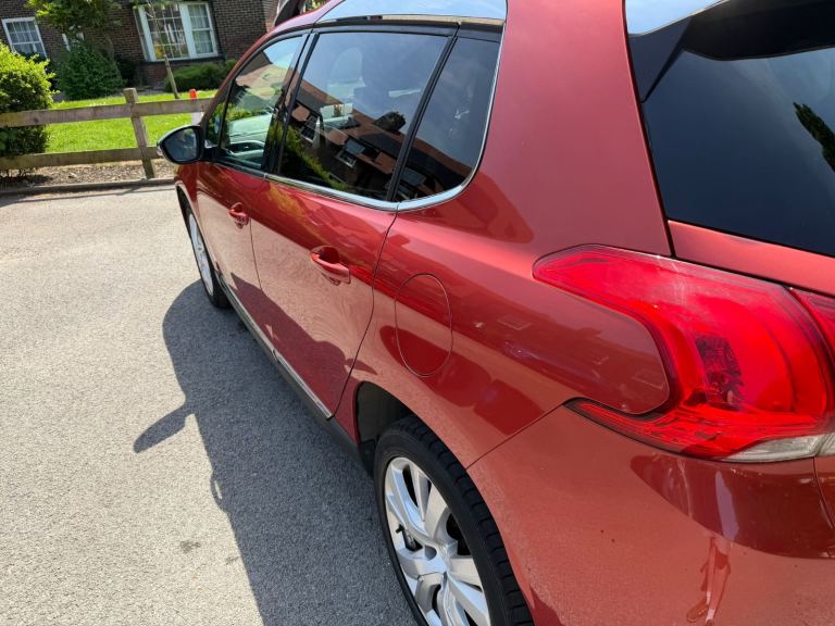 Peugeot, 2008 allure , Hatchback, 2014, Manual, 1560 (cc), 5 doors