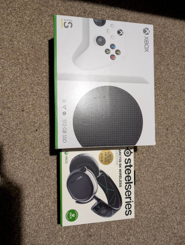 Xbox series s + arctic 9x headset