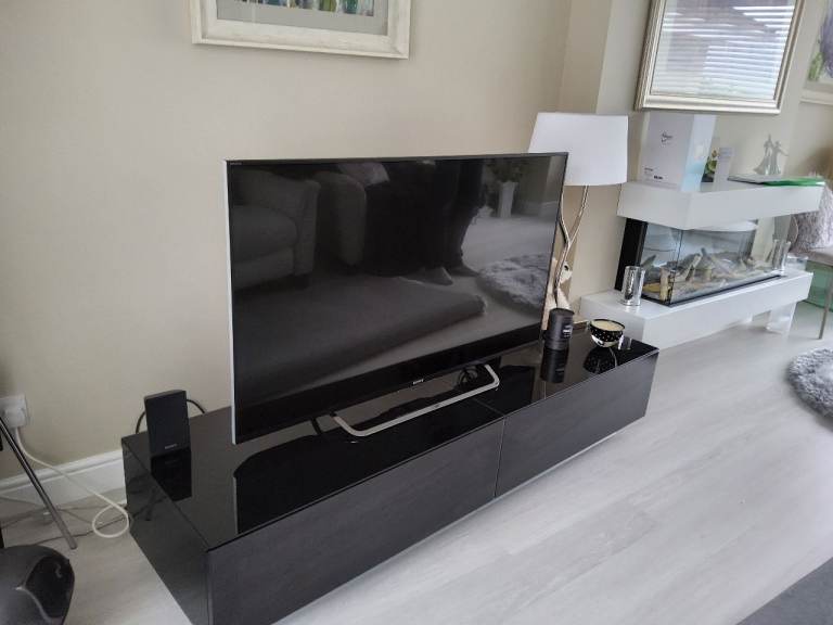 Sony KD-49X8309C SMART TELEVISION