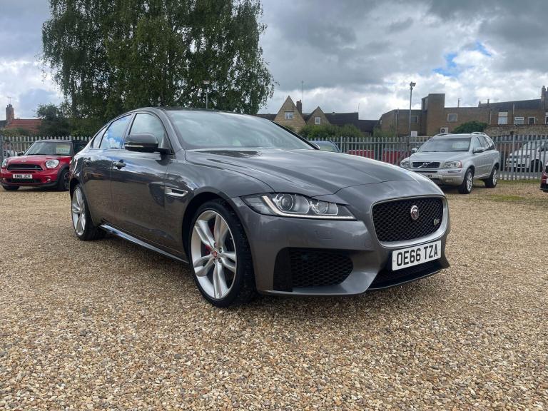 2017 Jaguar XF 3.0d V6 S Saloon 4dr Diesel Auto Euro 6 (s/s) (300 ps) SALOON Diesel Automatic
