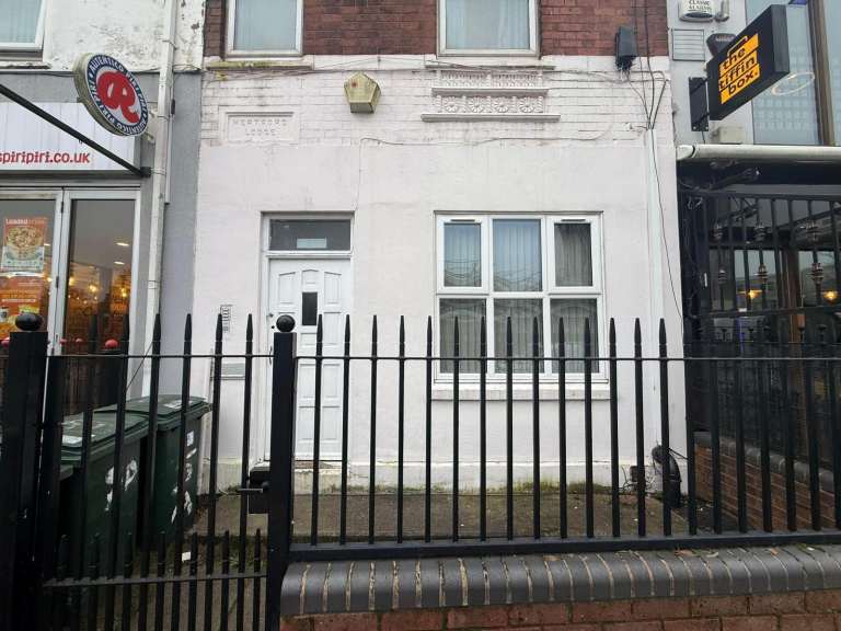 2 Bedroom Flat In Earlsdon