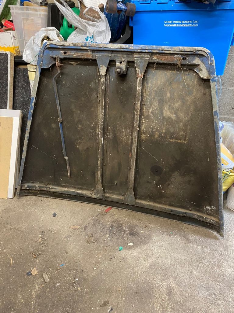 Land Rover series 111