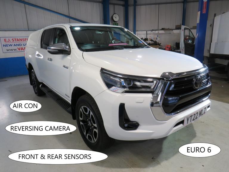 2022 Toyota Hilux Invincible D/Cab Pick Up 2.8 D-4D Auto PICK UP Diesel Automatic