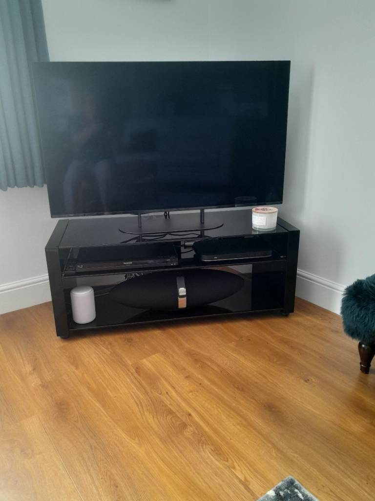 Black Gloss TV Stand with Storage – Good Condition