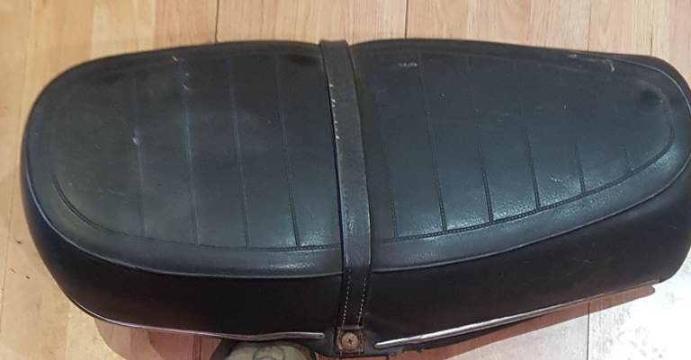 image for HONDA CB350 K MOTORCYCLE SEAT 1970's