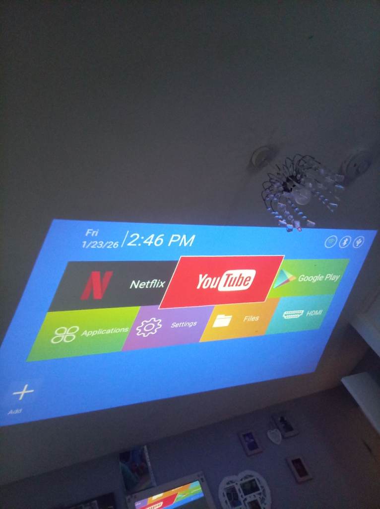 Android projector wifi  & bluetooth speaker built in 