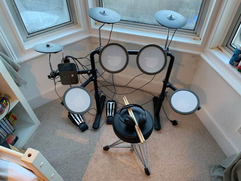 Brilliant starter drum kit – Donner DED-70 Electric Drum Set