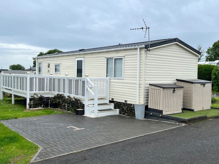 Caravan Holiday home on 12 month’s dog friendly park Kilwinning Ayrshire 