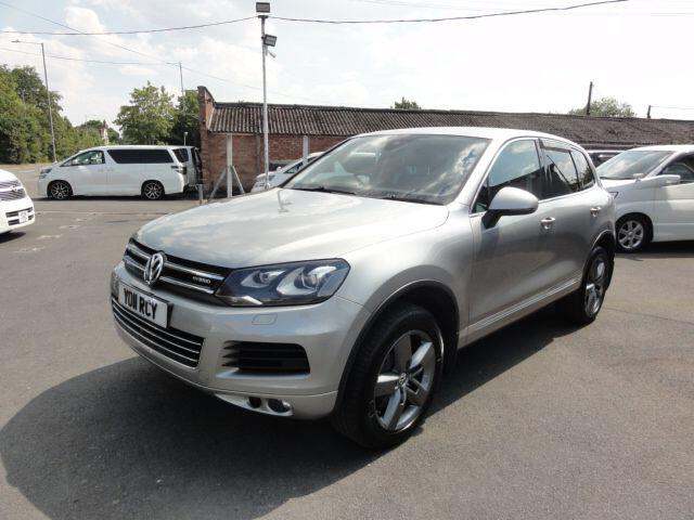 2025 Volkswagen Touareg JDM HYBRID 3.0V6 AUTO PETROL Automatic