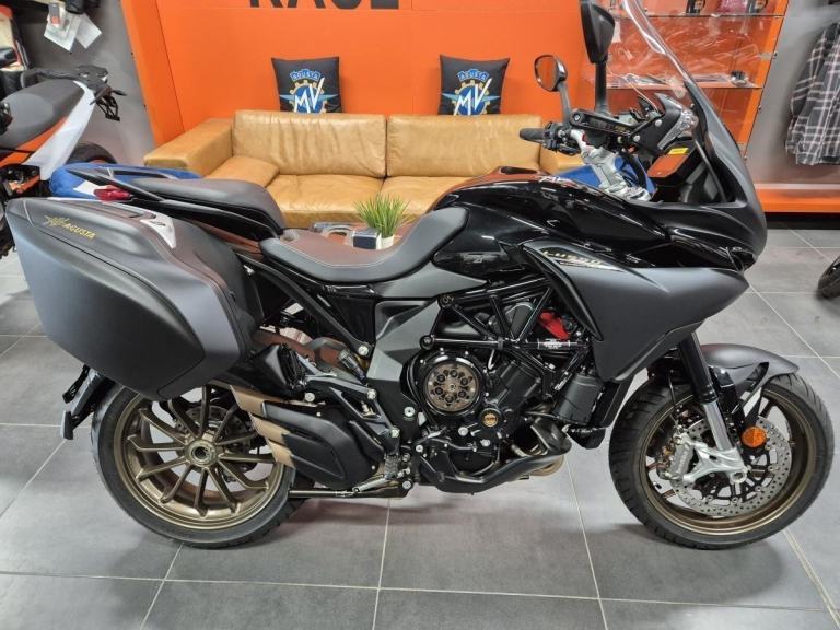 MV Agusta Turismo Veloce Lusso.