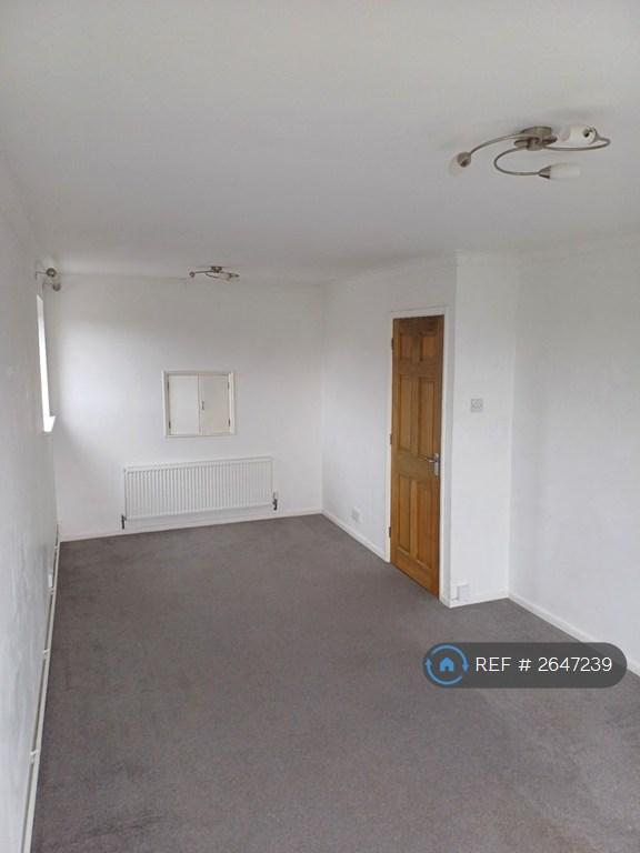 3 bedroom flat in Preston Down Road, Preston, Paignton, TQ3 (3 bed) (#2647239)