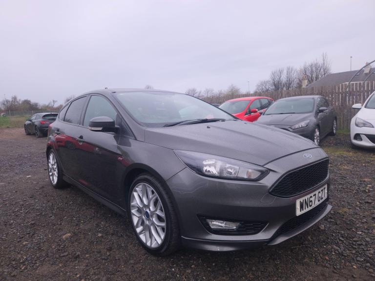 2017 Ford Focus 1.0T EcoBoost ST-Line Euro 6 (s/s) 5dr HATCHBACK Petrol Manual