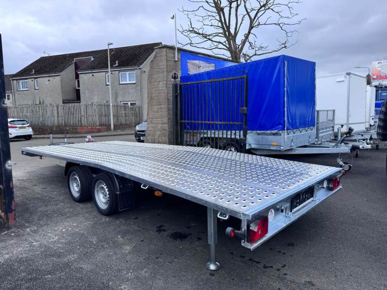 BRAND NEW 5M X 2,1M TWIN AXLE JUPITER CAR TRANSPORTER 3000KG | in ...