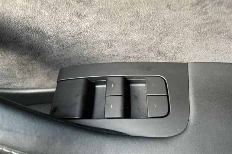 2021 Tesla Model 3 Long Range AWD 4dr Auto SALOON ELECTRIC Automatic