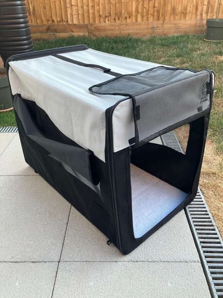 Travel dog pen 