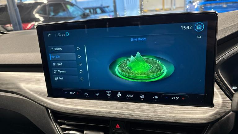 2025 Ford Kuga 2.5 FHEV Active 5dr CVT Hybrid Estate Estate Hybrid Automatic