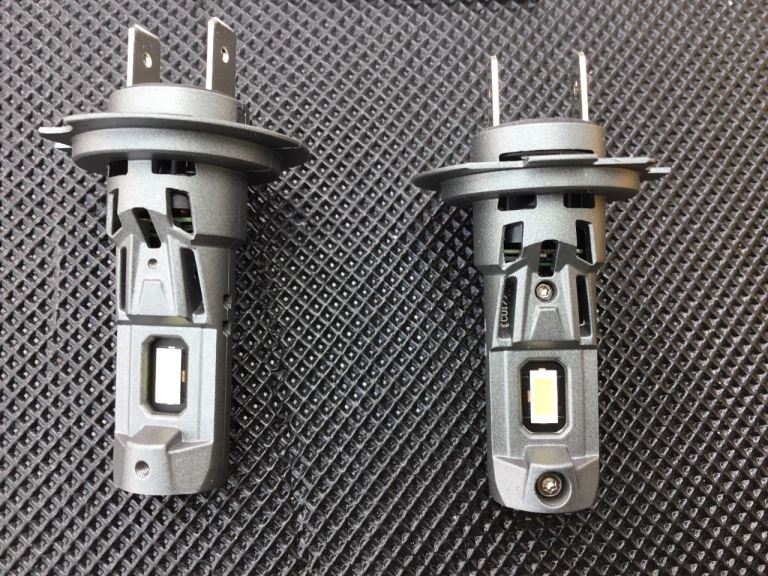  H7 200w 50000LM LED Headlight Bulbs 