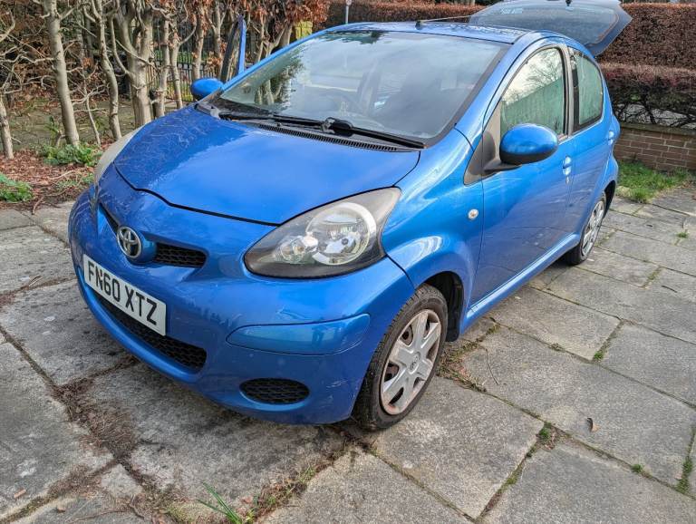 Toyota, AYGO, Hatchback, 2010, Manual, 998 (cc), 5 doors