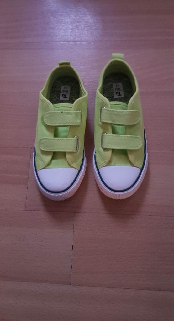 Boys Canvas Trainers – size 13