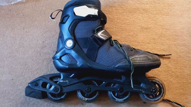 Like New In Line Skates With Abec 5 Wheels In Ex Con