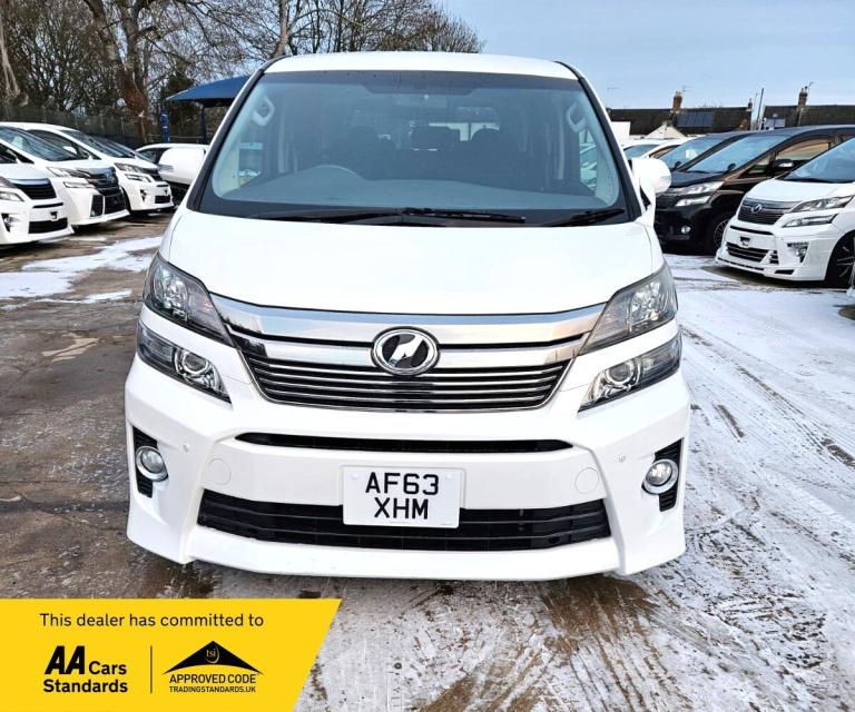 2013 Toyota Vellfire 3.5L-V6-8 SEATER-UPGRADED CAR-ULEZ/CAZ PASS-FREE 40MONTHS