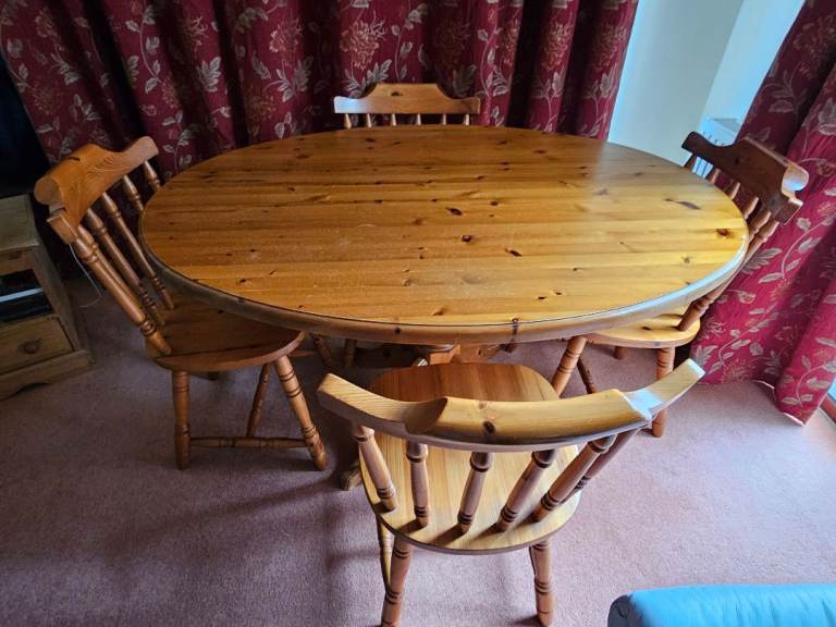 Solid Pine Pedestal Oval Dining Table and 4 Chairs 