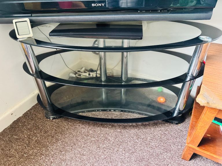 Oval Glass TV Stand / TV Unit – Modern Design