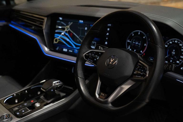 2021 Volkswagen Touareg 3.0 Touareg V6 Black Edition TDI Auto 4WD 5dr SUV Diesel Automatic