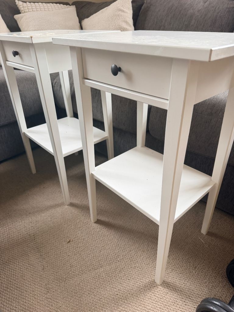 Free 2 x bed side tables 
