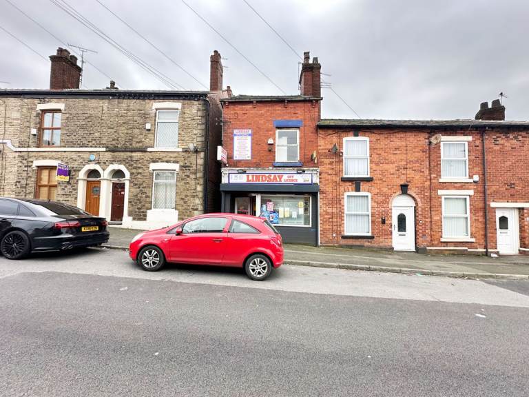INVESTMENT PROPERTY: STALYBRIDGE: TAMESIDE: G9932