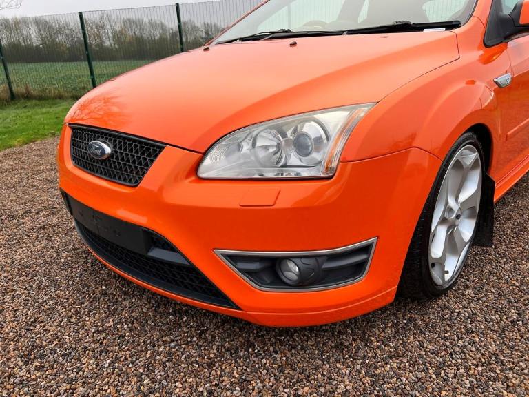 FORD FOCUS 2.5 ST * LOW MILEAGE * FRESH IMPORT *