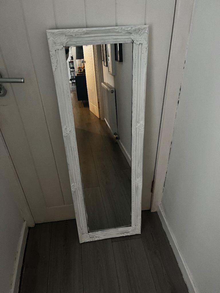 Free Lovely white mirror
