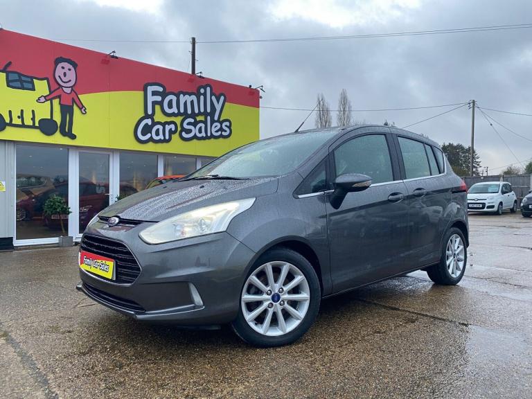 FORD B-MAX 1.6 TITANIUM SUPER LOW MILEAGE FULL HISTORY NEW CAMBELT KIT