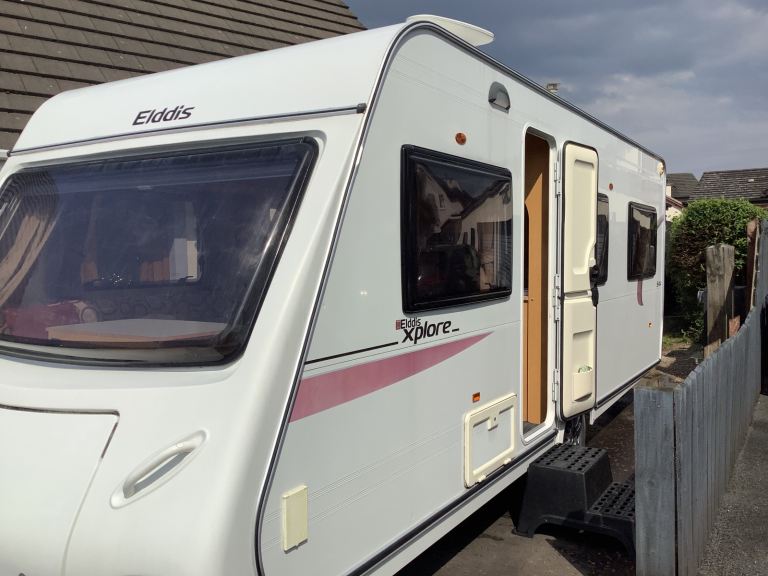 Elddis 544 towing caravan 