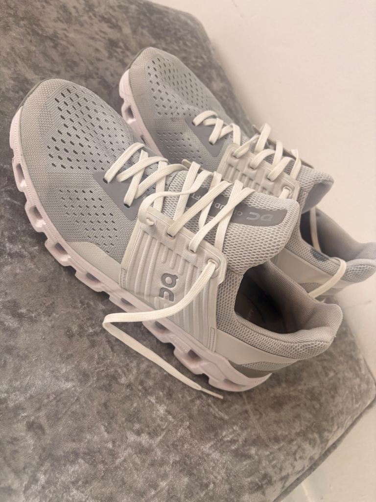 On running women’s trainers 