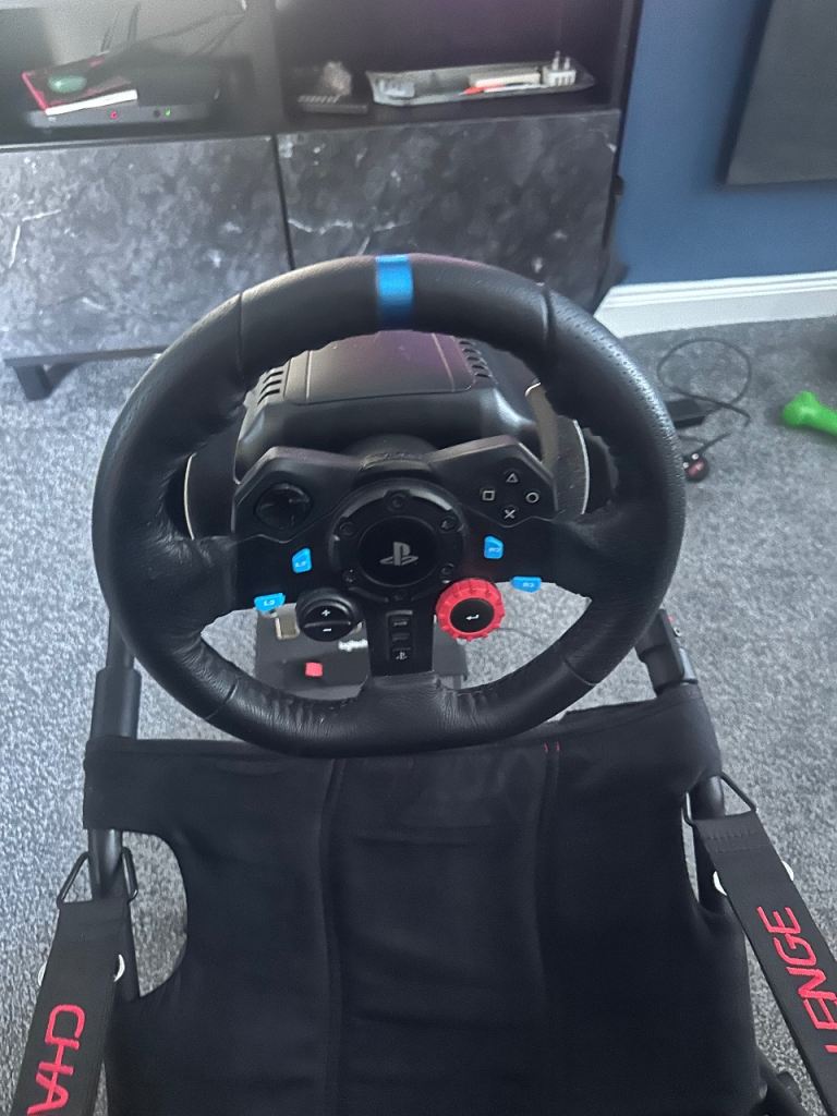 Logitech G29 wheel pedals and seat 