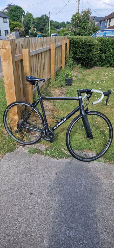 Road bike 