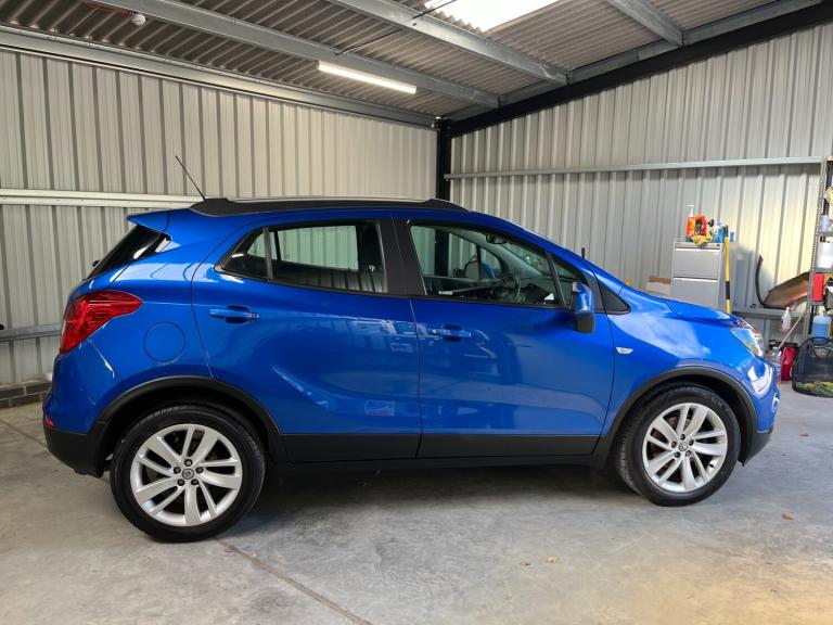 2016 Vauxhall Mokka X 1.6i Active 5dr HATCHBACK Petrol Manual
