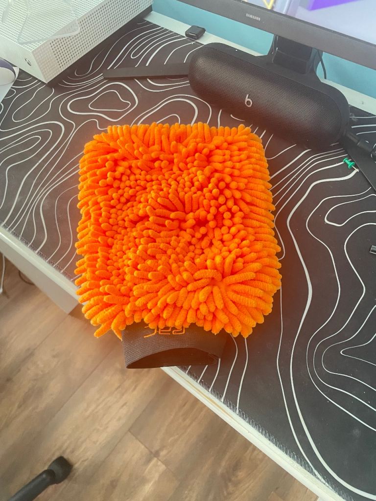 RAC Microfibre Car Wash Mitt – Orange, As Good As New