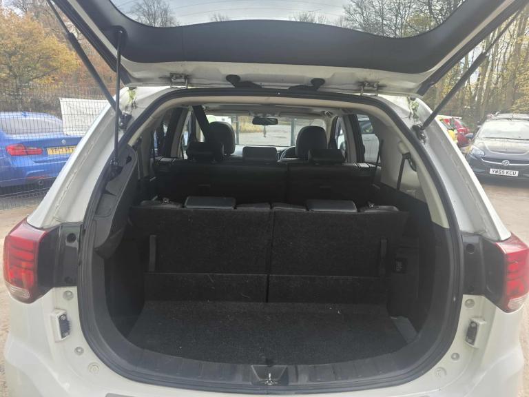 2017 Mitsubishi Outlander 2.2 DI-D 4 5dr Auto ESTATE Diesel Automatic