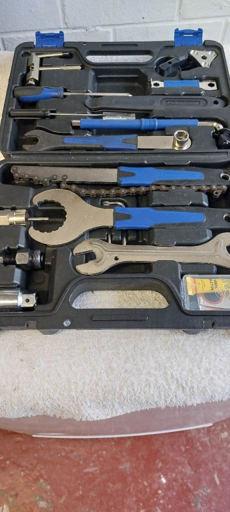 Cycling tool kit 