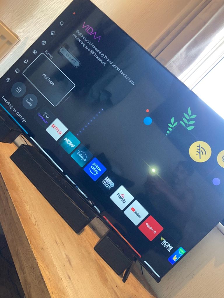 Hisense 50” 4K Smart TV with Dolby Vision — Great Condition