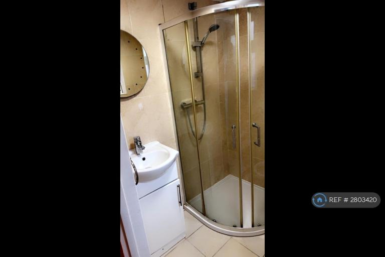 1 bedroom in Burgess Road, Rochester, ME2 (#2803420)